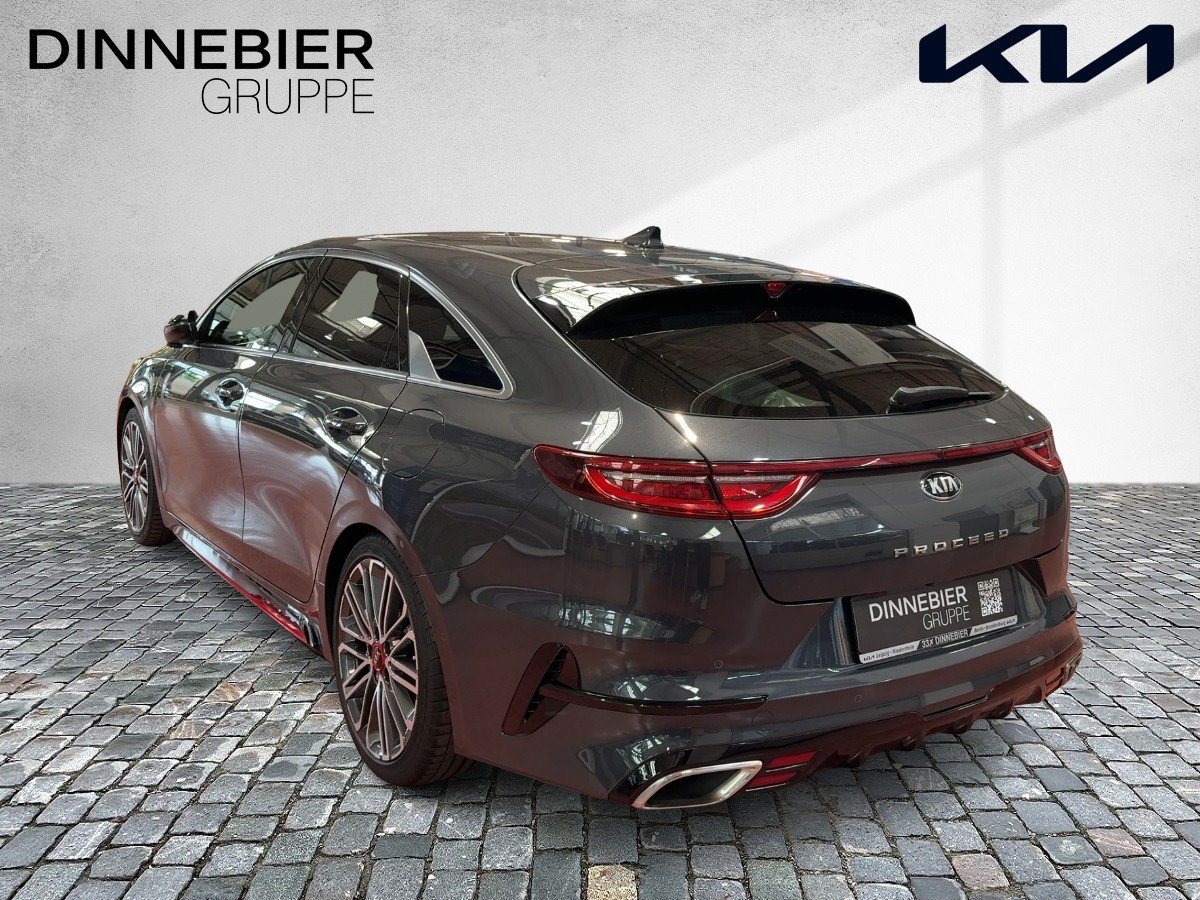 Kia ProCeed