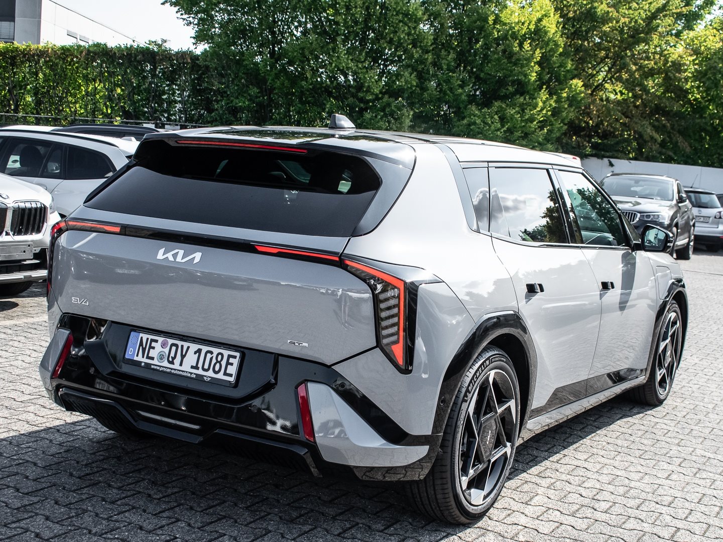 Kia EV4
