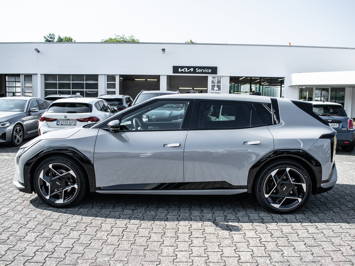 Kia EV4
