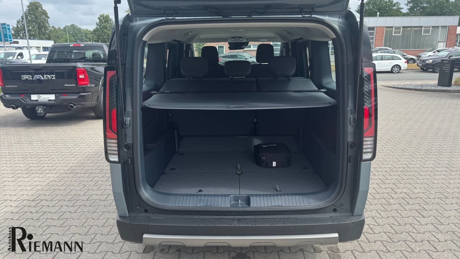 Kia PV5 – Bild 12