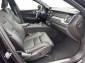 Volvo XC60 B5 Benzin AWD Plus Black Edition