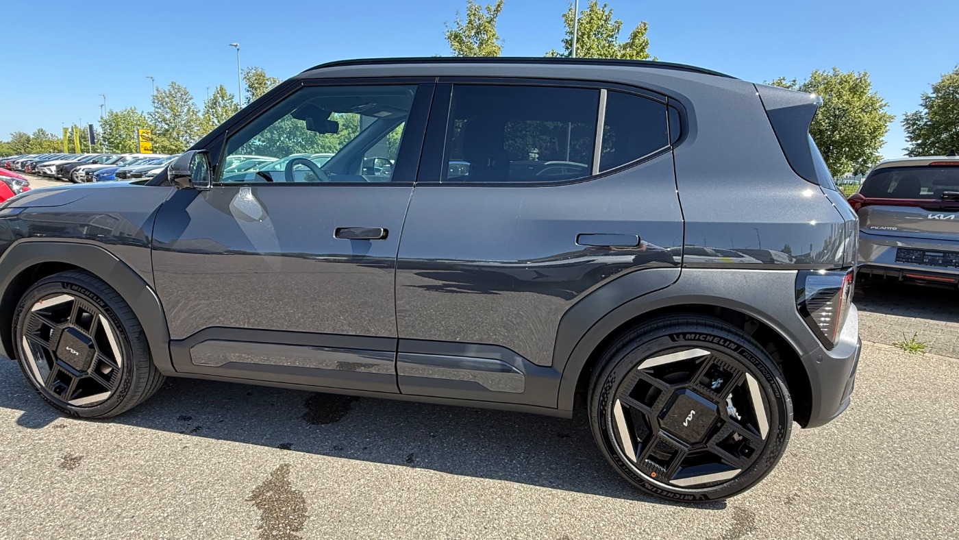 Kia EV2
