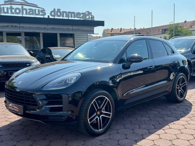 Porsche Macan S SPORT-CHRONO S-ABGAS SITZKLIMA PANO PASM