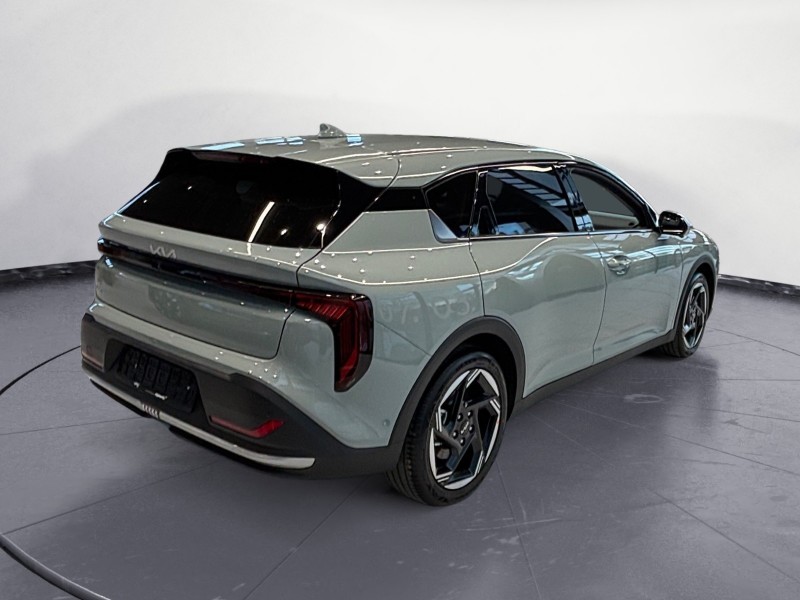 Kia K4