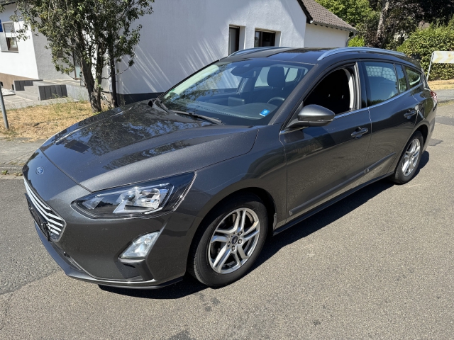 Ford Focus Navi Temp Spurh CarPlay 6xServ GARANTIE