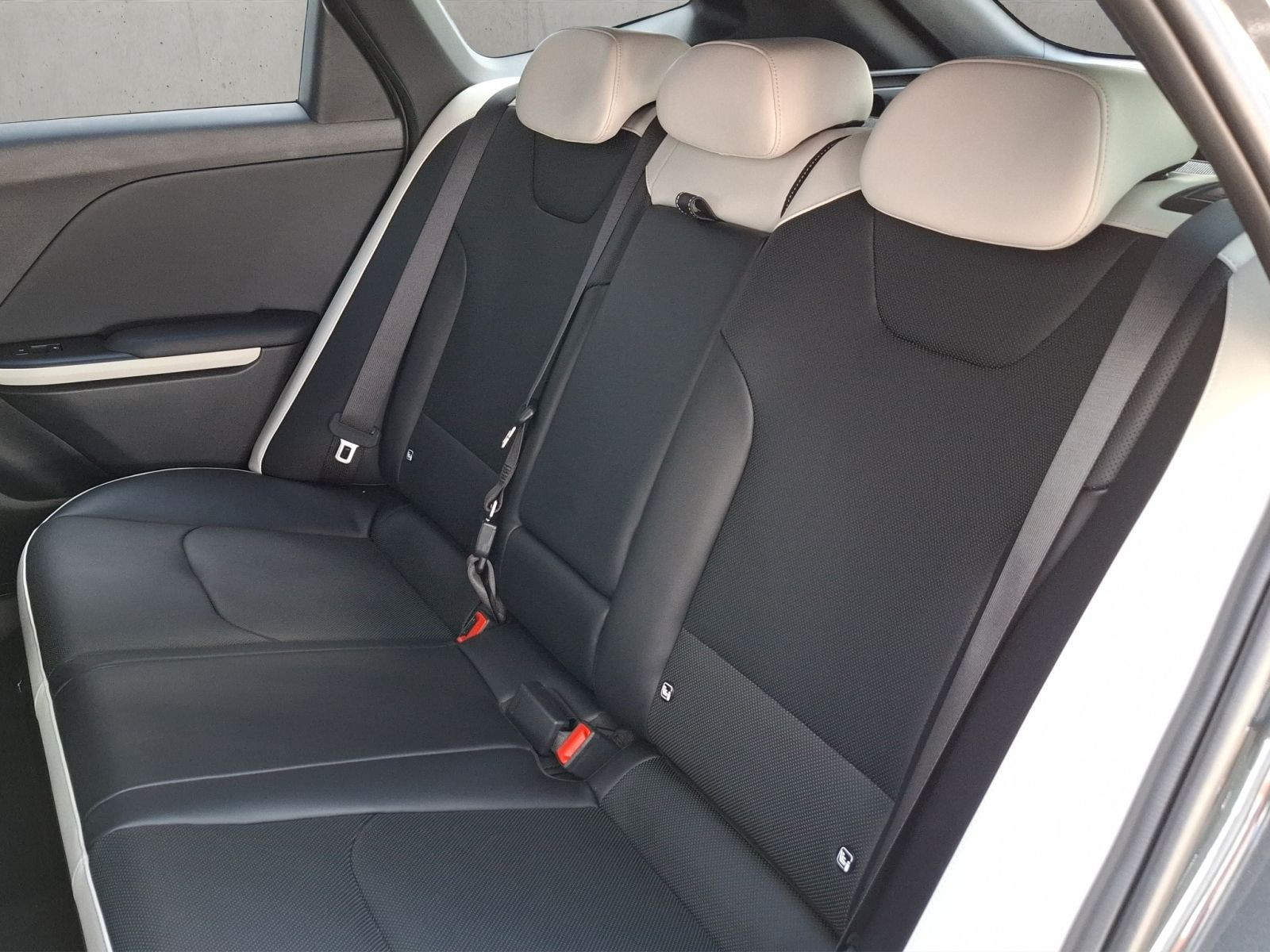 Kia K4 SW – Bild 13