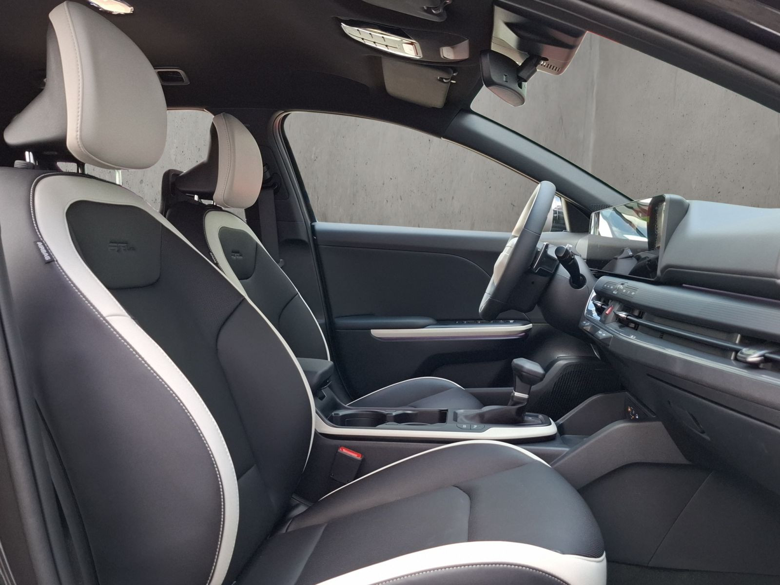 Kia K4 SW – Bild 17