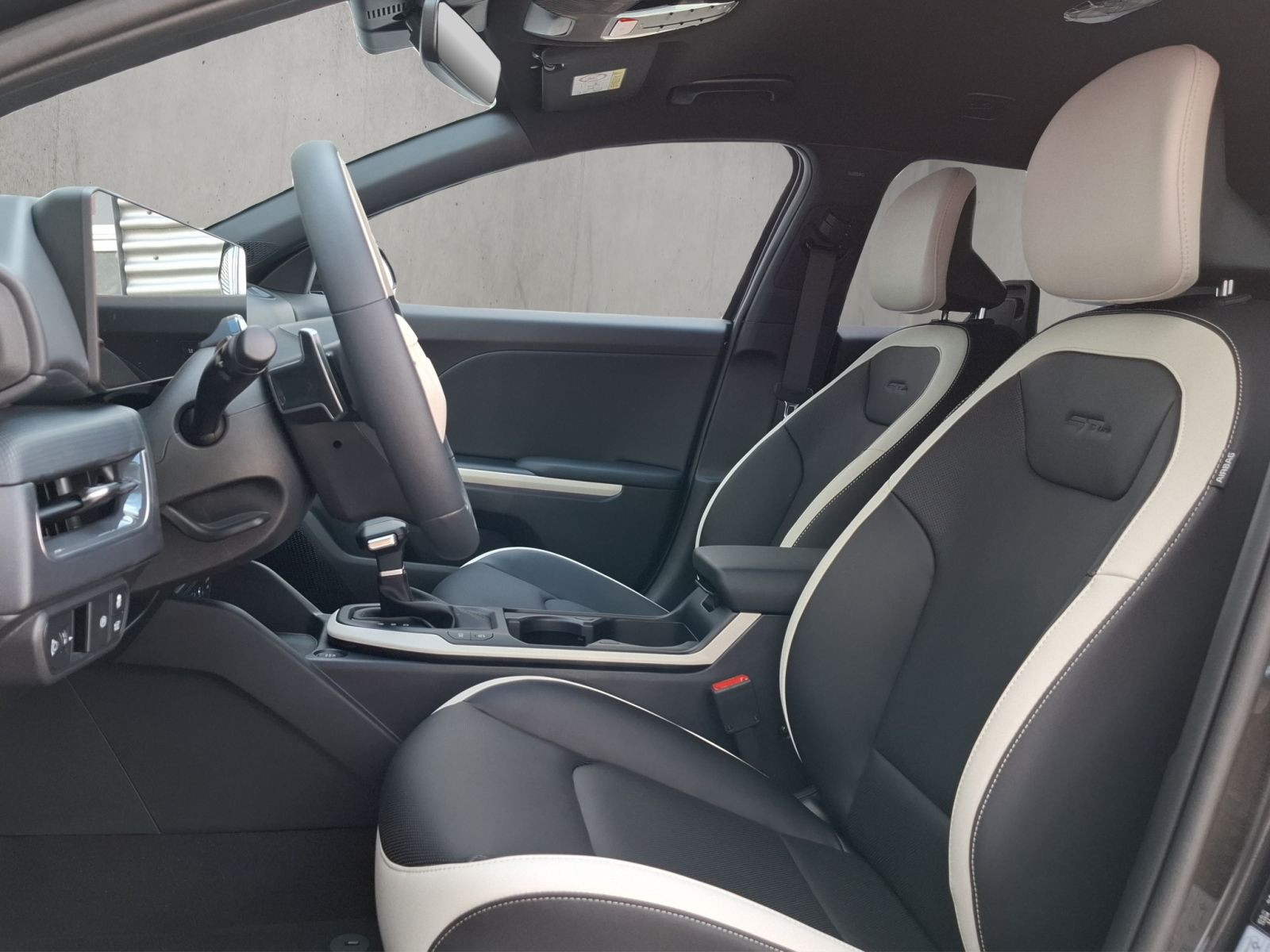 Kia K4 SW – Bild 9