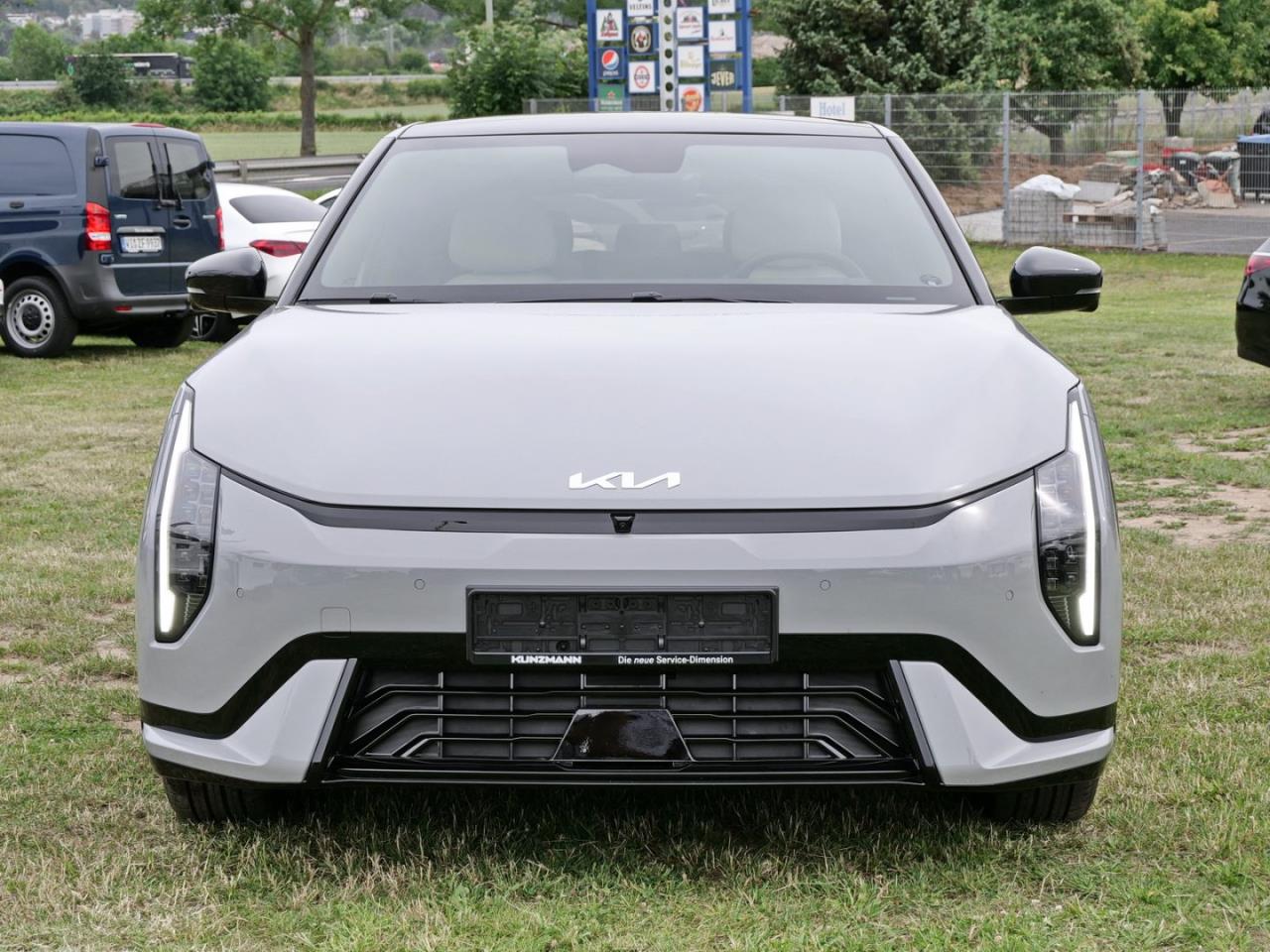 Kia EV4