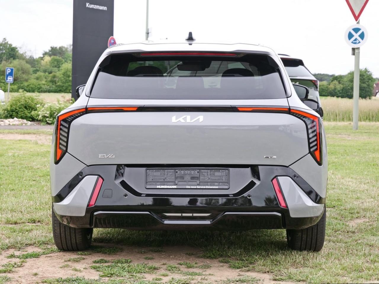 Kia EV4