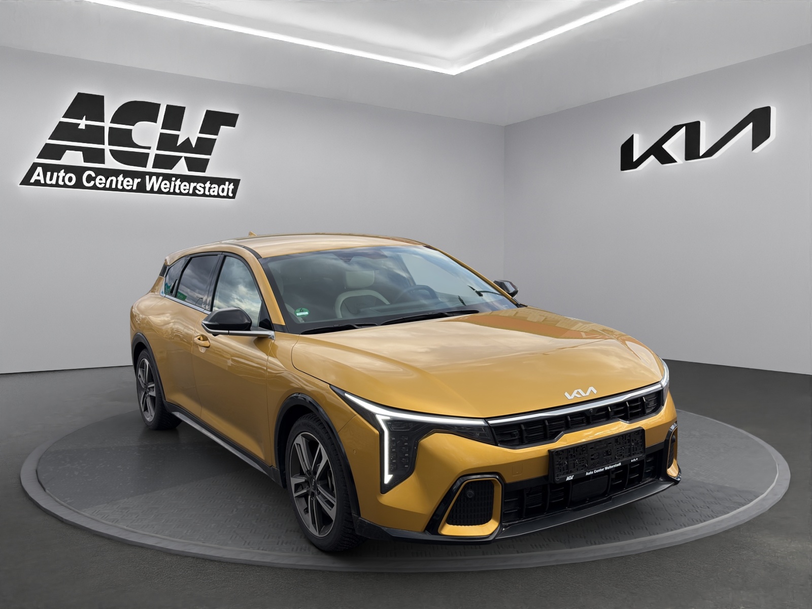 Kia K4