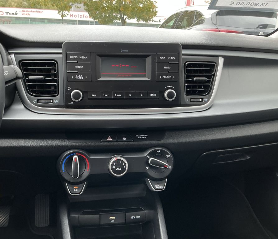 Kia Rio – Bild 10