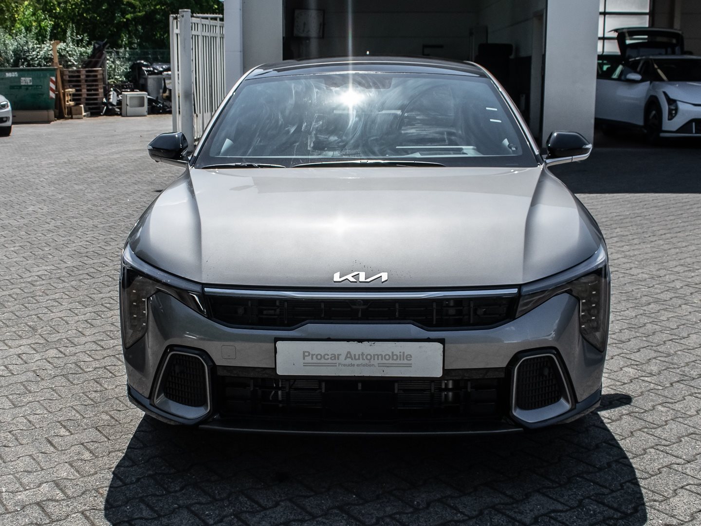 Kia K4 – Bild 2