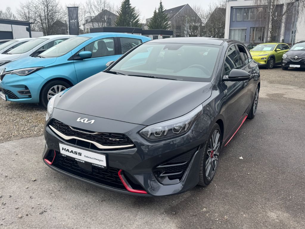 Kia ProCeed