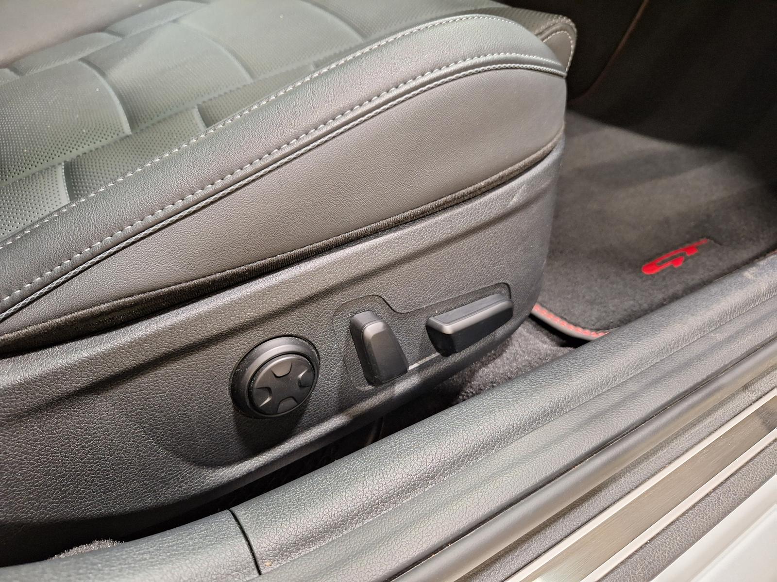 Kia Stinger – Bild 12