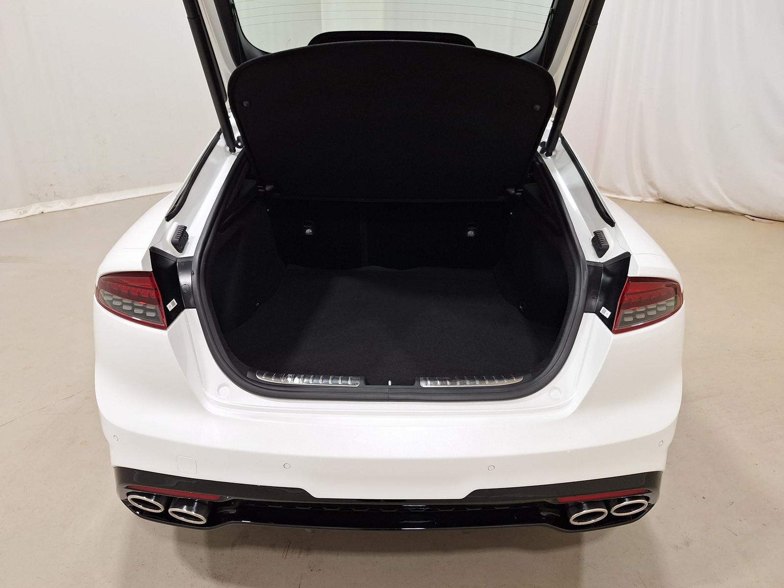 Kia Stinger – Bild 15