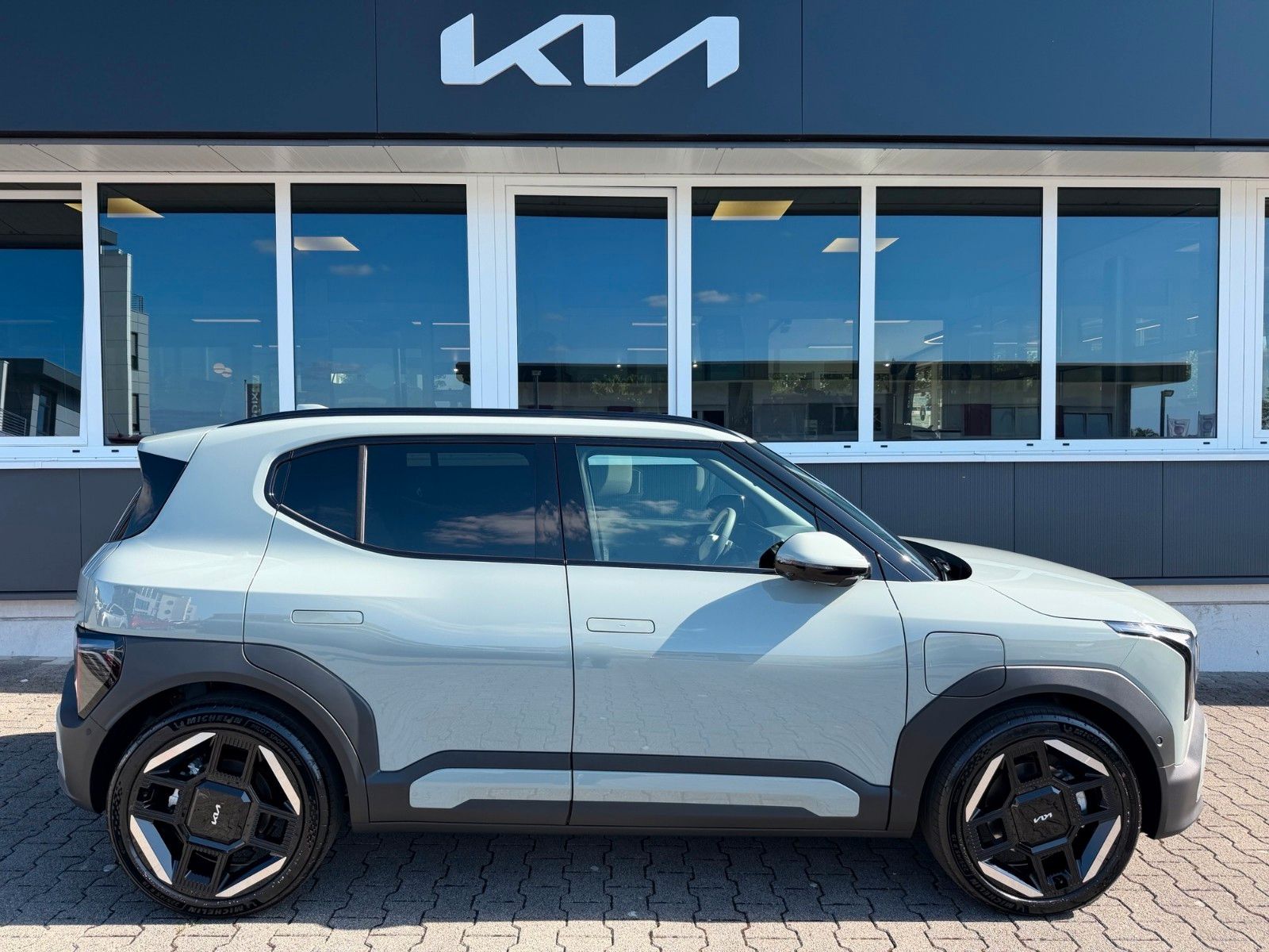 Kia EV2