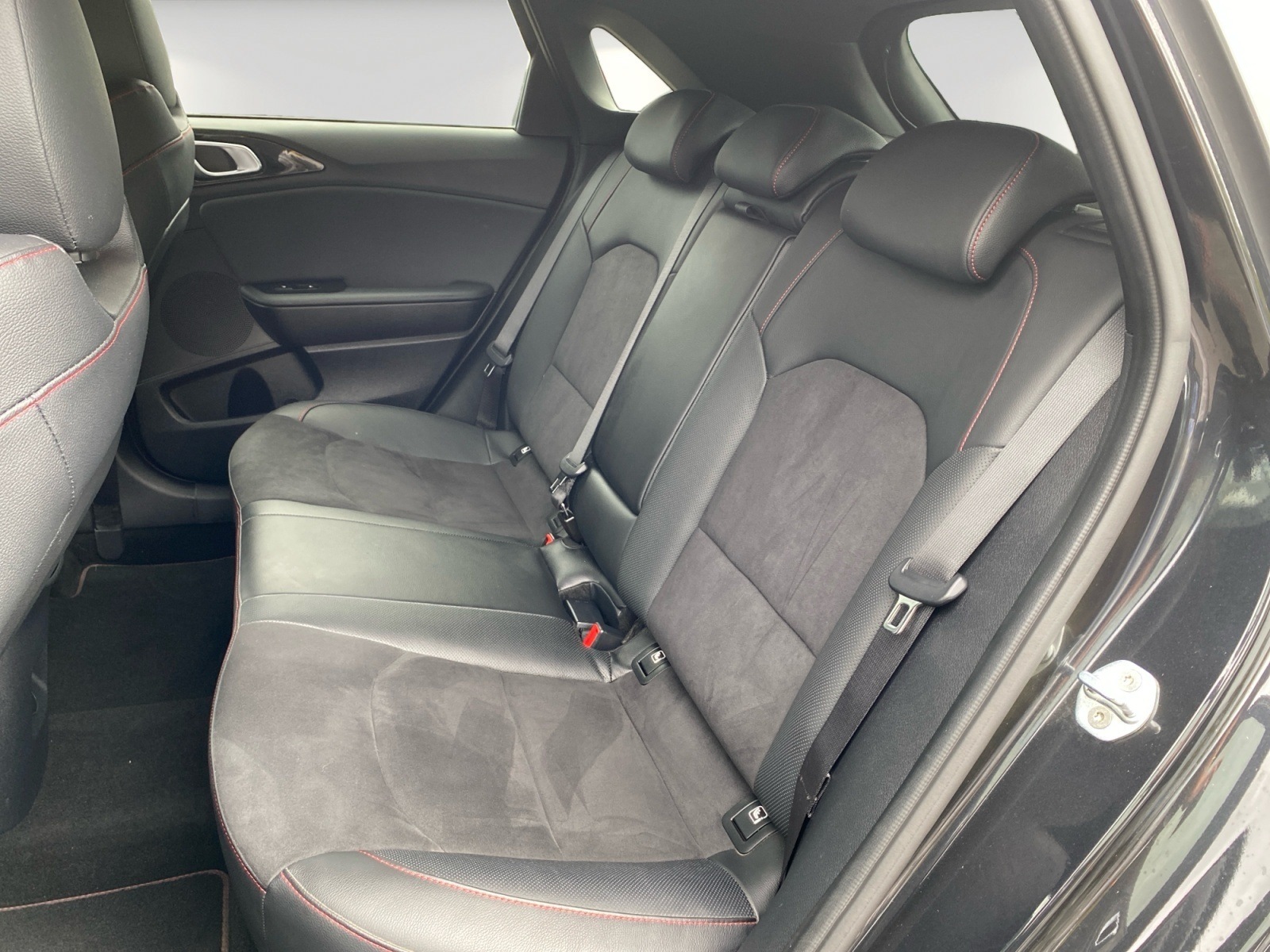 Kia cee'd – Bild 7