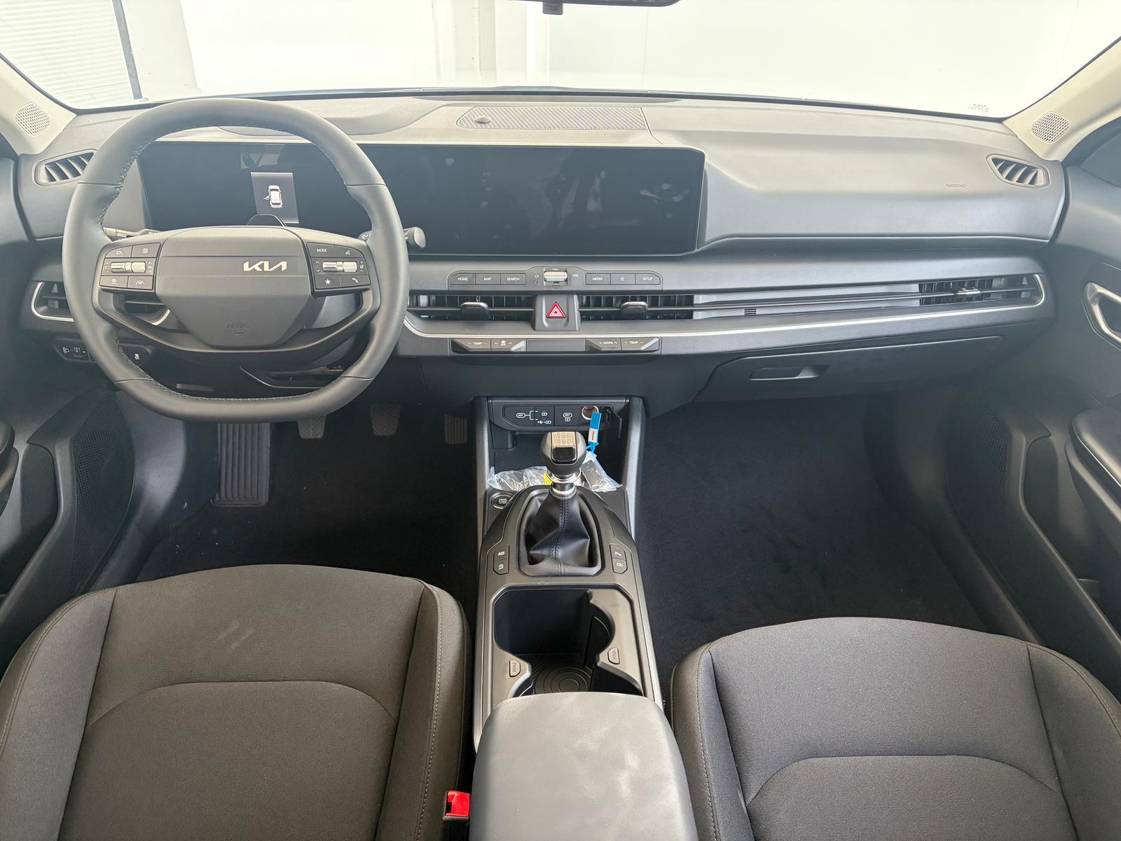 Kia K4