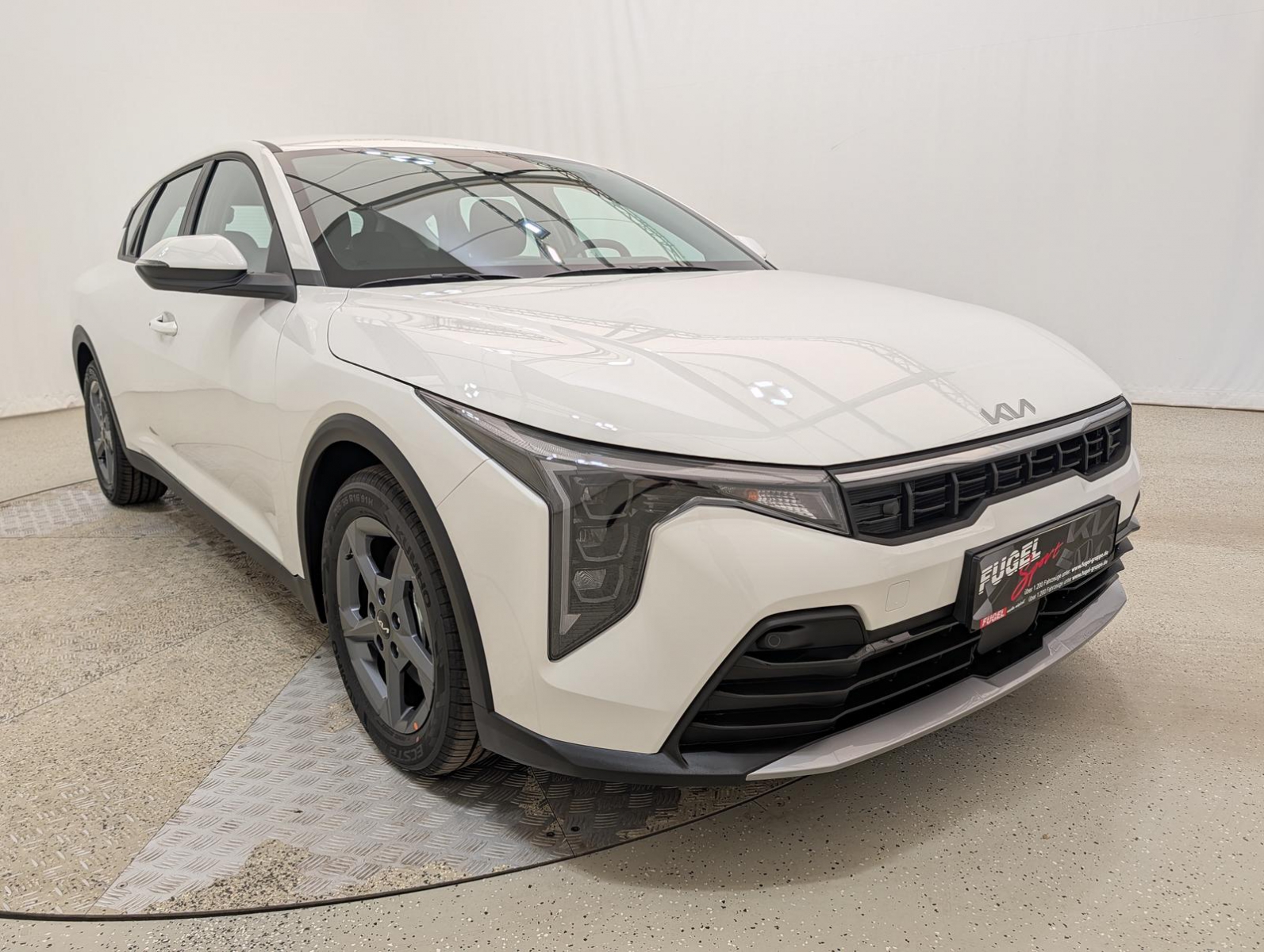 Kia K4 – Bild 6