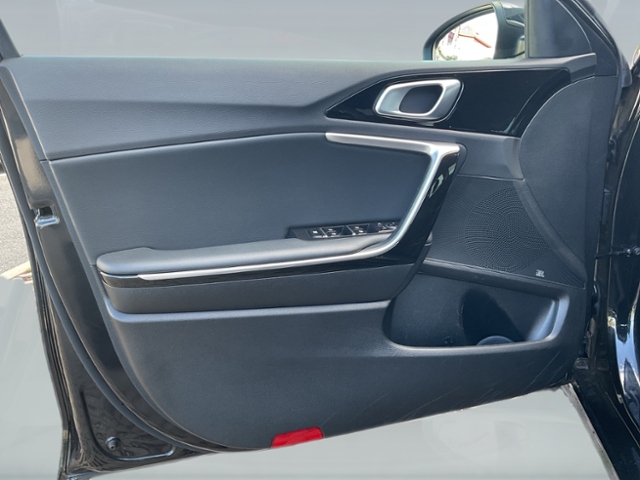 Kia cee'd – Bild 12