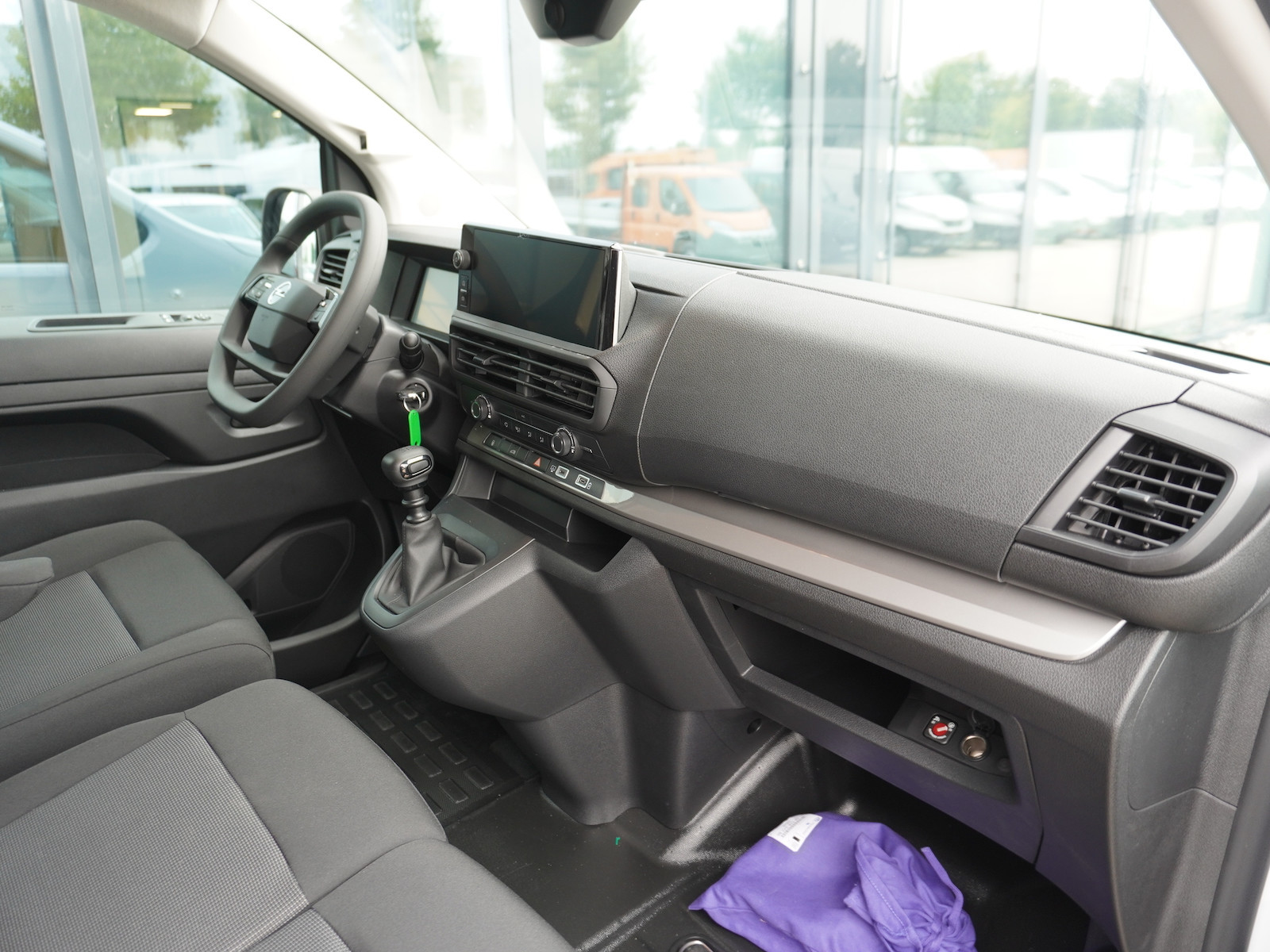 157607961 - Opel Vivaro #13 157607961 - Opel Vivaro #13