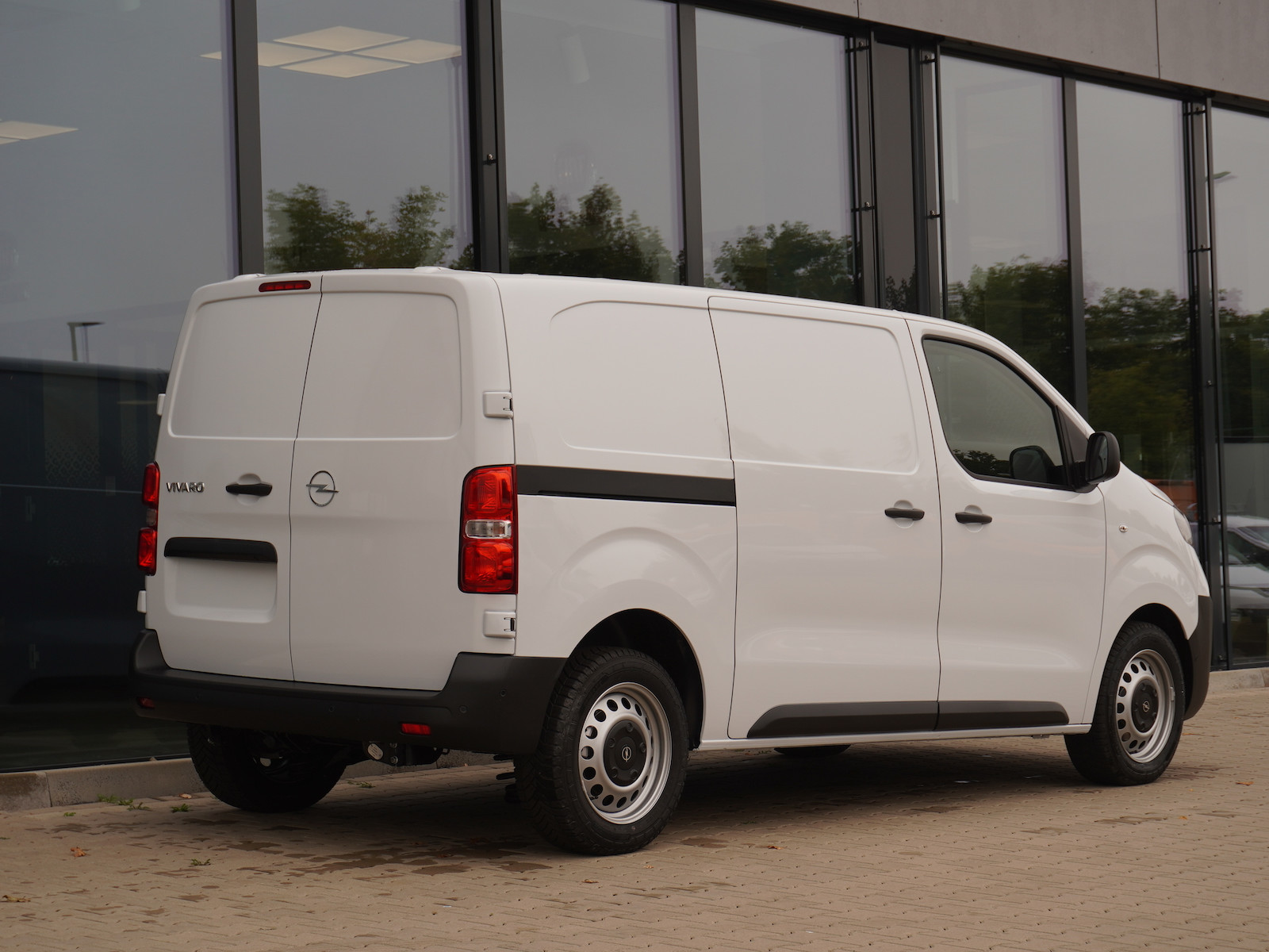 157607961 - Opel Vivaro #2 157607961 - Opel Vivaro #2