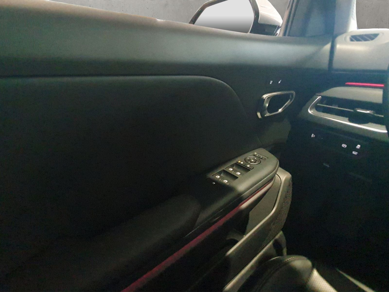 Kia K4 SW – Bild 11