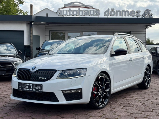 Skoda Octavia RS DSG ACC CARPLAY MEMORY RFKA KEYLESS