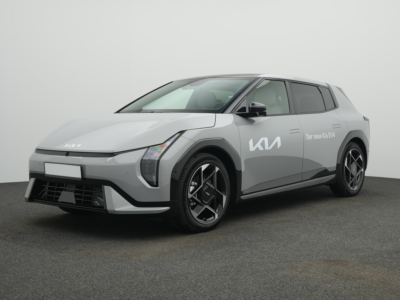 Kia EV4
