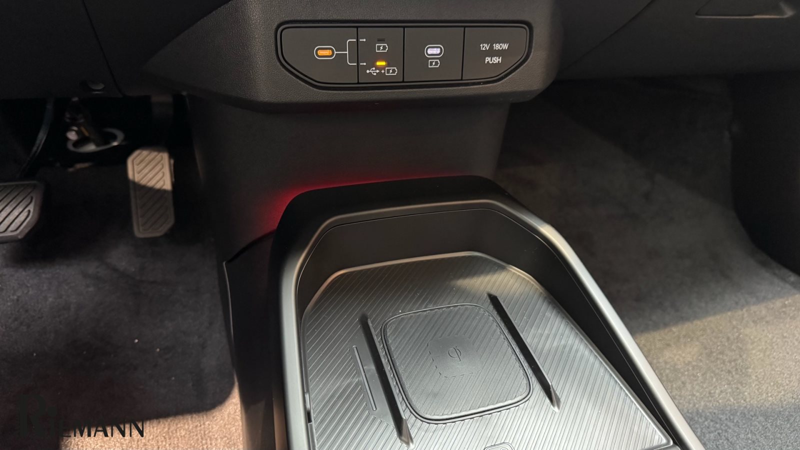 Kia EV4 – Bild 23
