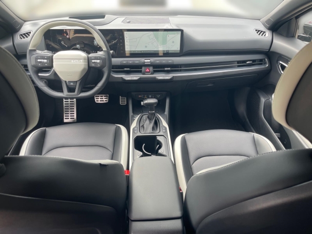 Kia K4 SW – Bild 10