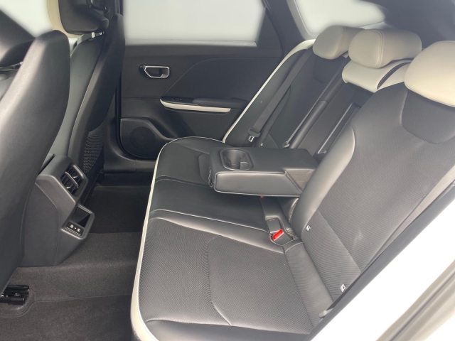 Kia K4 SW – Bild 11