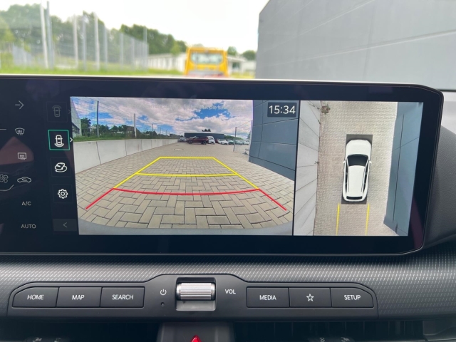 Kia K4 SW – Bild 14
