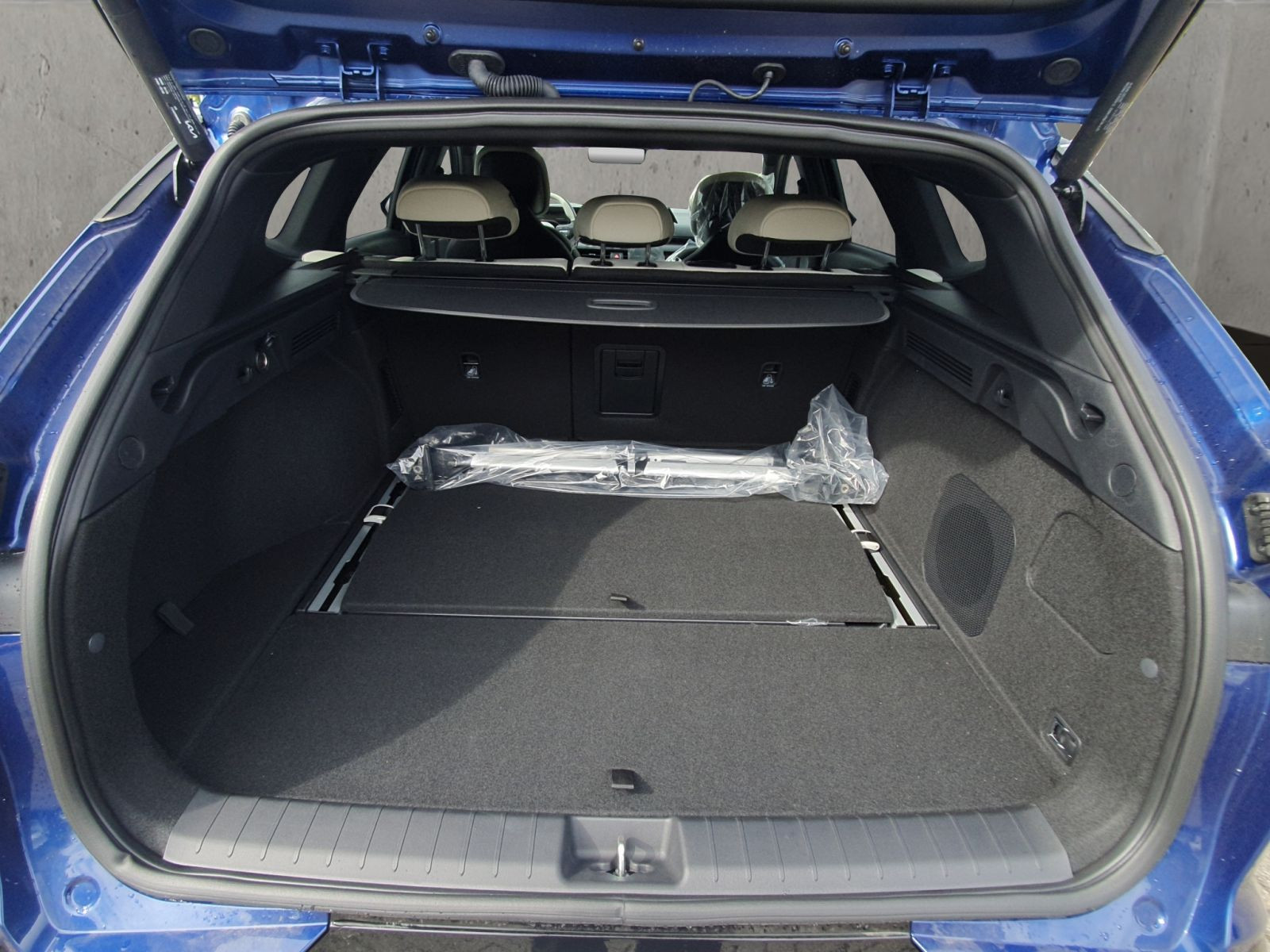 Kia K4 SW – Bild 17