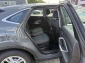 Audi Q3 35 TFSI basis Aut Temp PDCv+h SHA AHK Alu17 E6
