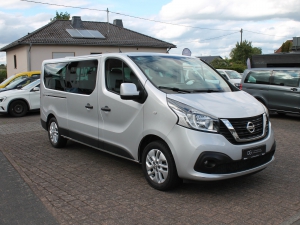 Nissan NV300
