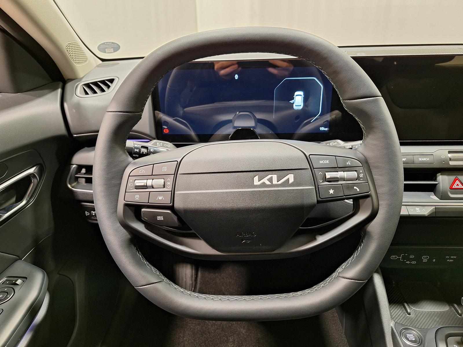 Kia K4 SW – Bild 8