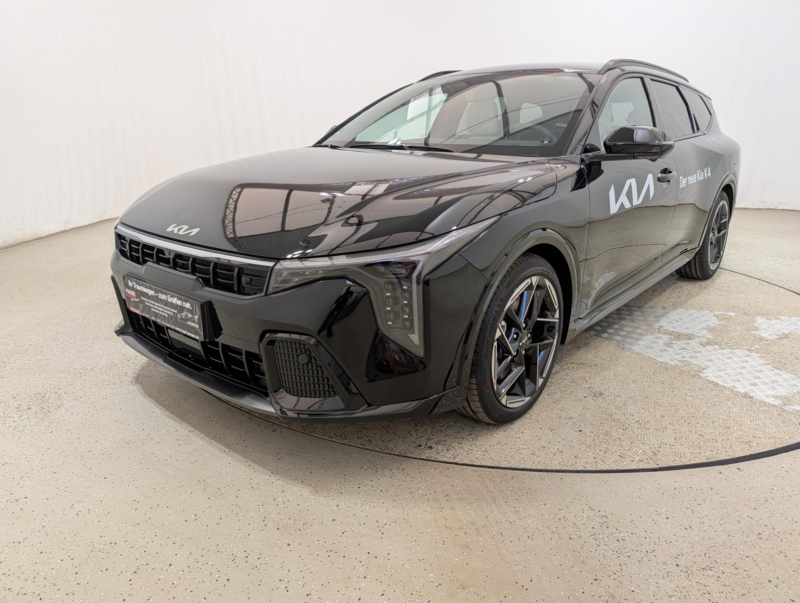 Kia K4 SW – Bild 2