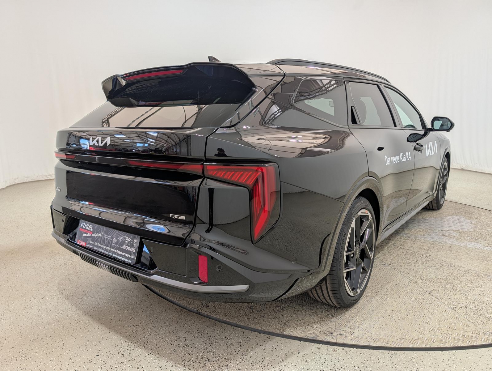 Kia K4 SW – Bild 4