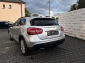 Mercedes-Benz GLA 180 Panorama / Kamera / Teilleder/ AHK