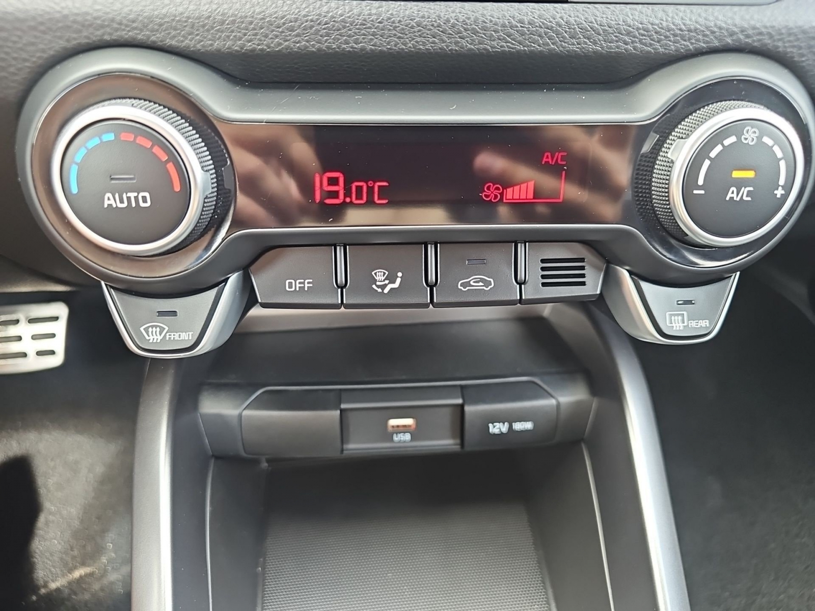 Kia Stonic – Bild 23