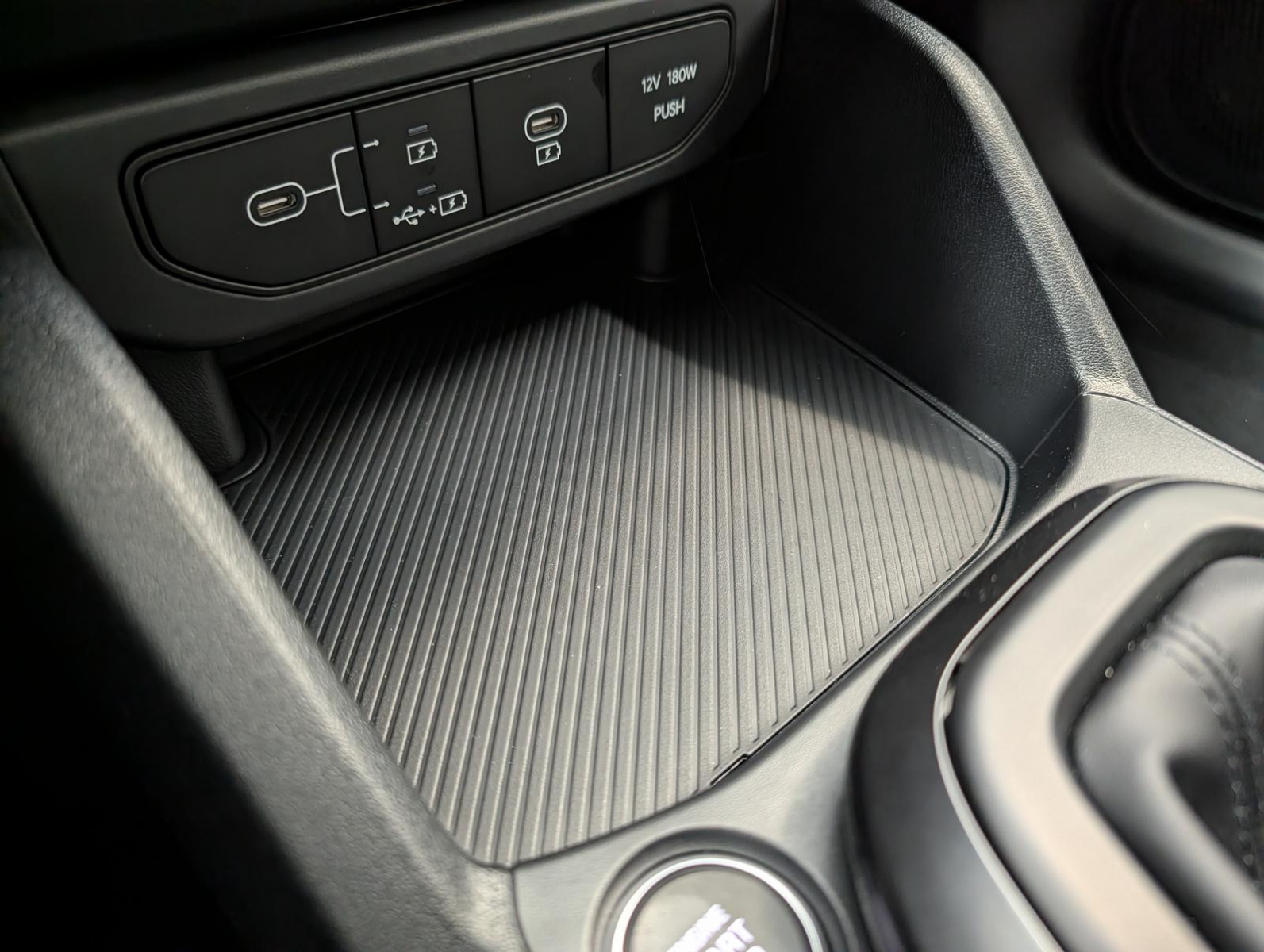 Kia K4 – Bild 17