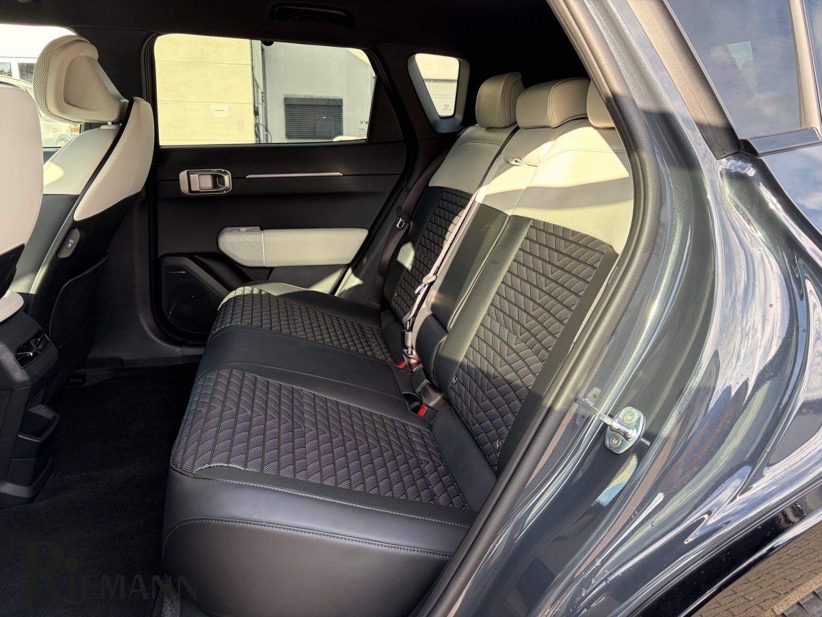 Kia EV4 – Bild 28