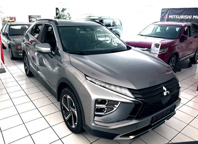 Mitsubishi Eclipse Cross Plug-in Hybrid PLUS 2.4 MIVEC 4WD