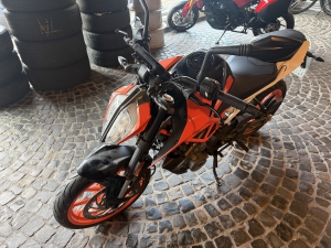 KTM 390 DUKE