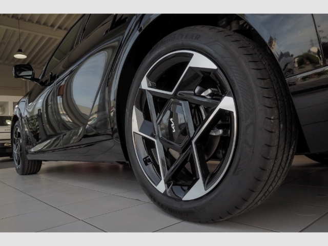 Kia EV4 Fastback – Bild 5