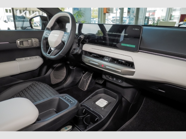 Kia EV4 Fastback – Bild 8