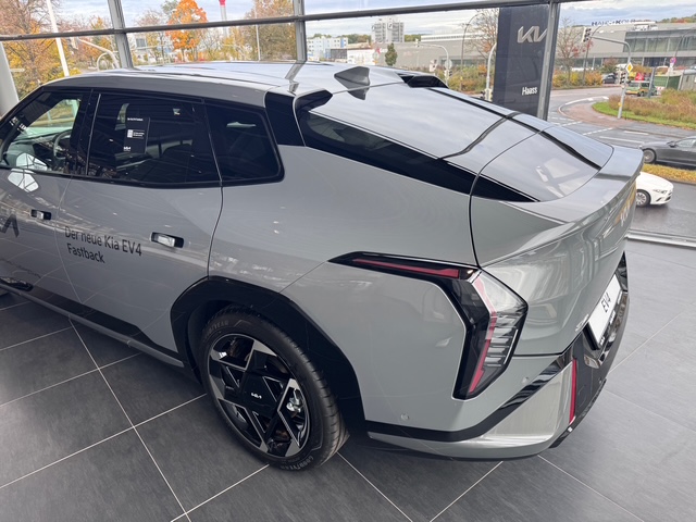 Kia EV4 Fastback – Bild 6