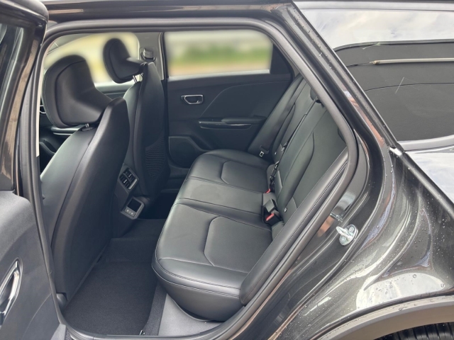 Kia K4 SW – Bild 12